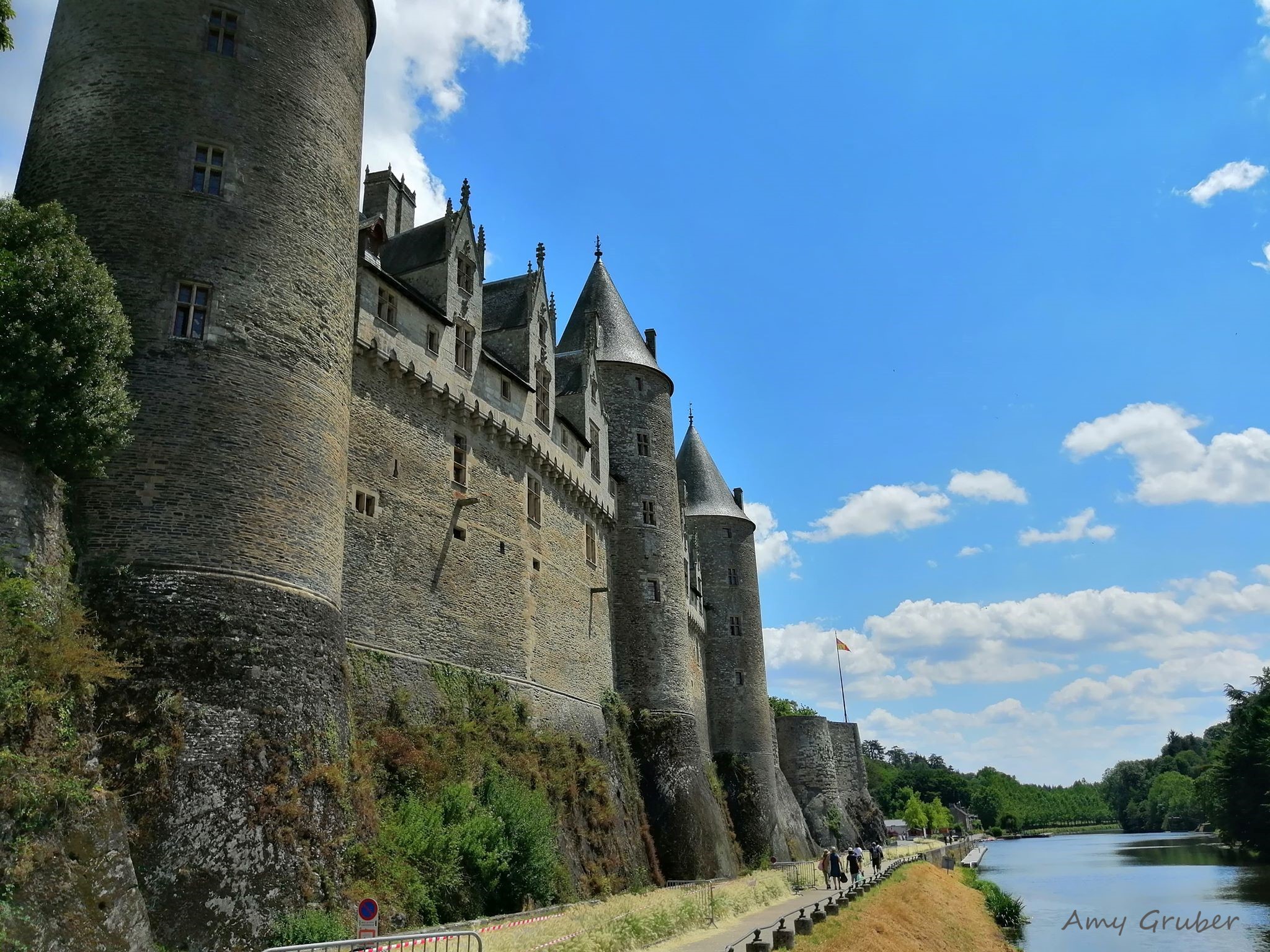 A Visit to Josselin, Bretagne, France – Tales from Brittany