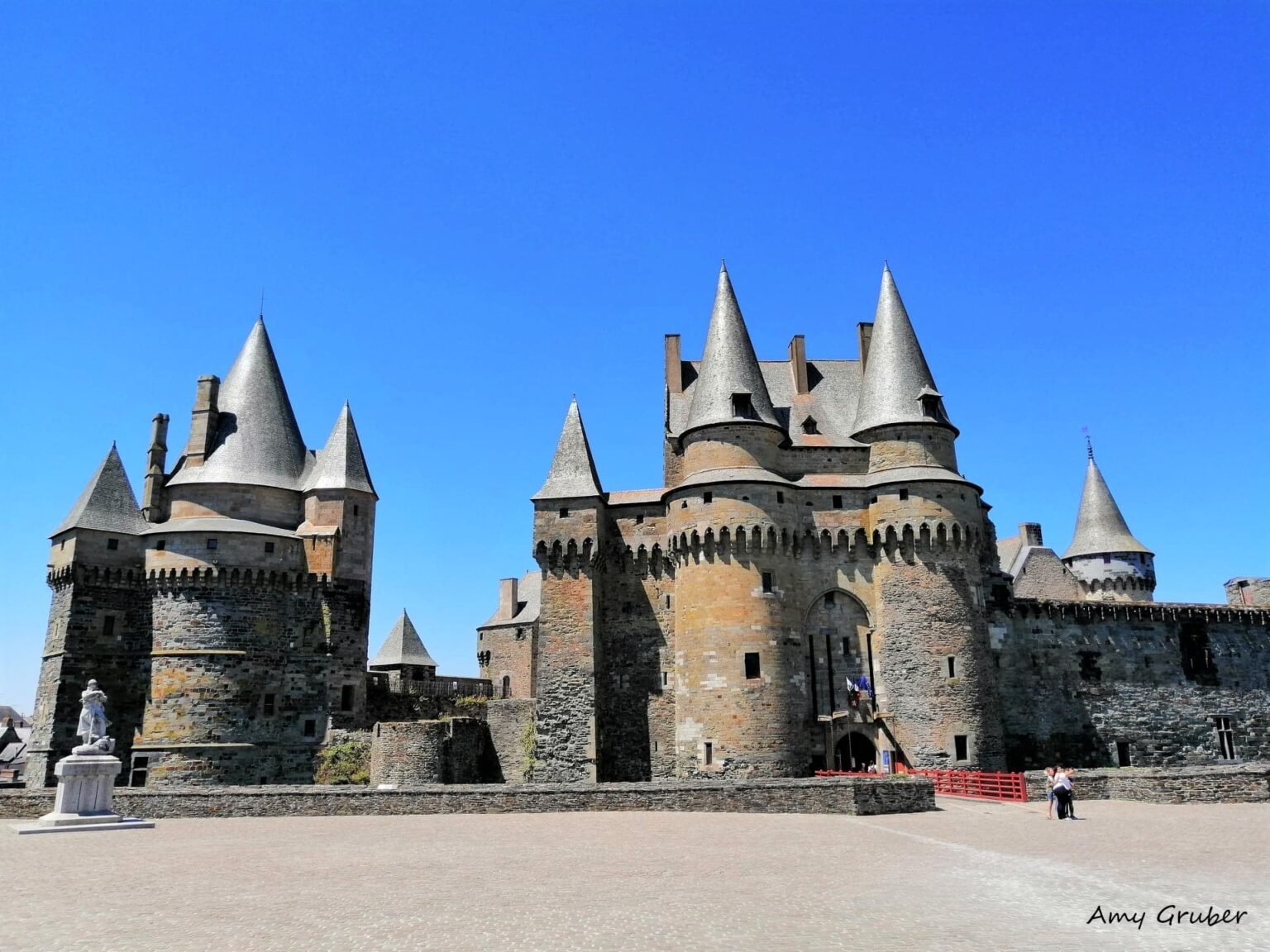 Must-see Castles in Brittany – Tales from Brittany 